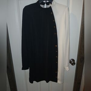Women's Venus Black and White Dress W/Gold Button Accents Size EUR 40 US 8-10.